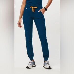 Figs Women’s Scrubs Deep Reef XS Catarina top S Zamora jogger bottoms